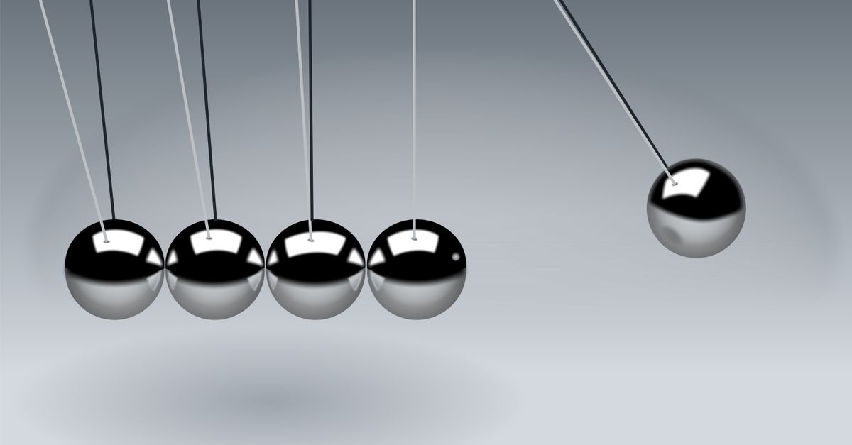 Dynamic illustration of Newton's Cradle showing motion and reflection concepts in physics.